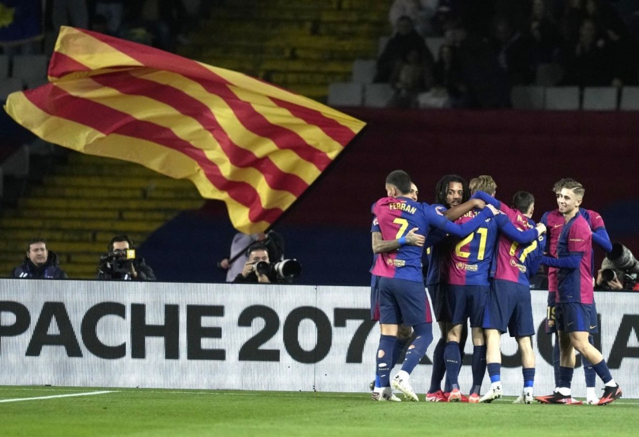 关于C罗巅峰对决，萨拉赫与70激战巴黎圣日耳曼分钟，惊险取胜胜负难料！的信息